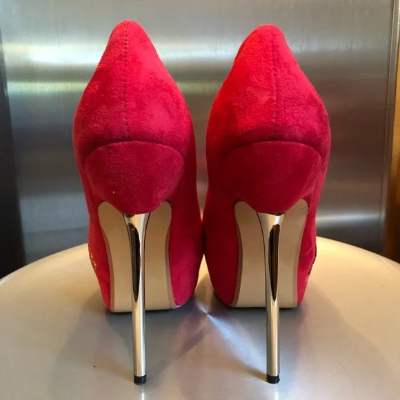 🏒RARE ‼️Like New NHL Chicago Black Hawks  Sky High Design Platform Heels size 7 - Picture 3 of 11